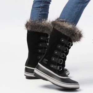 SOREL Joan of Arctic winter boots sz 7.5, LIKE NEW